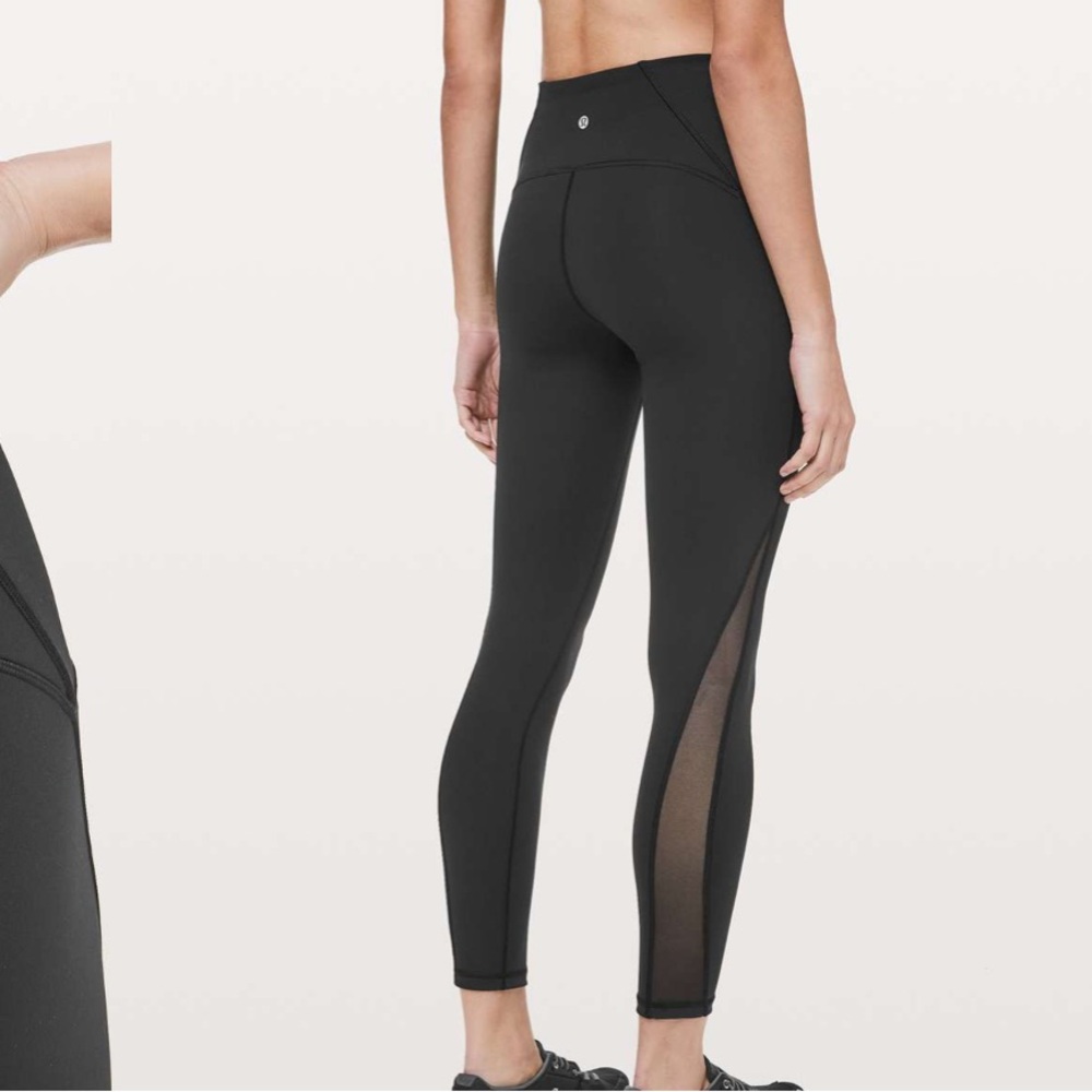Lululemon Train Times 7/8 Pant *25"
Black size 2